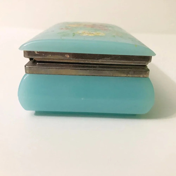 Vintage Trinket Box  Blue Plastic Hong Kong Hinged Floral Case Flaws - Picture 14 of 16